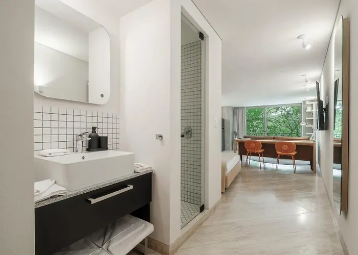 Par 103 Apartment